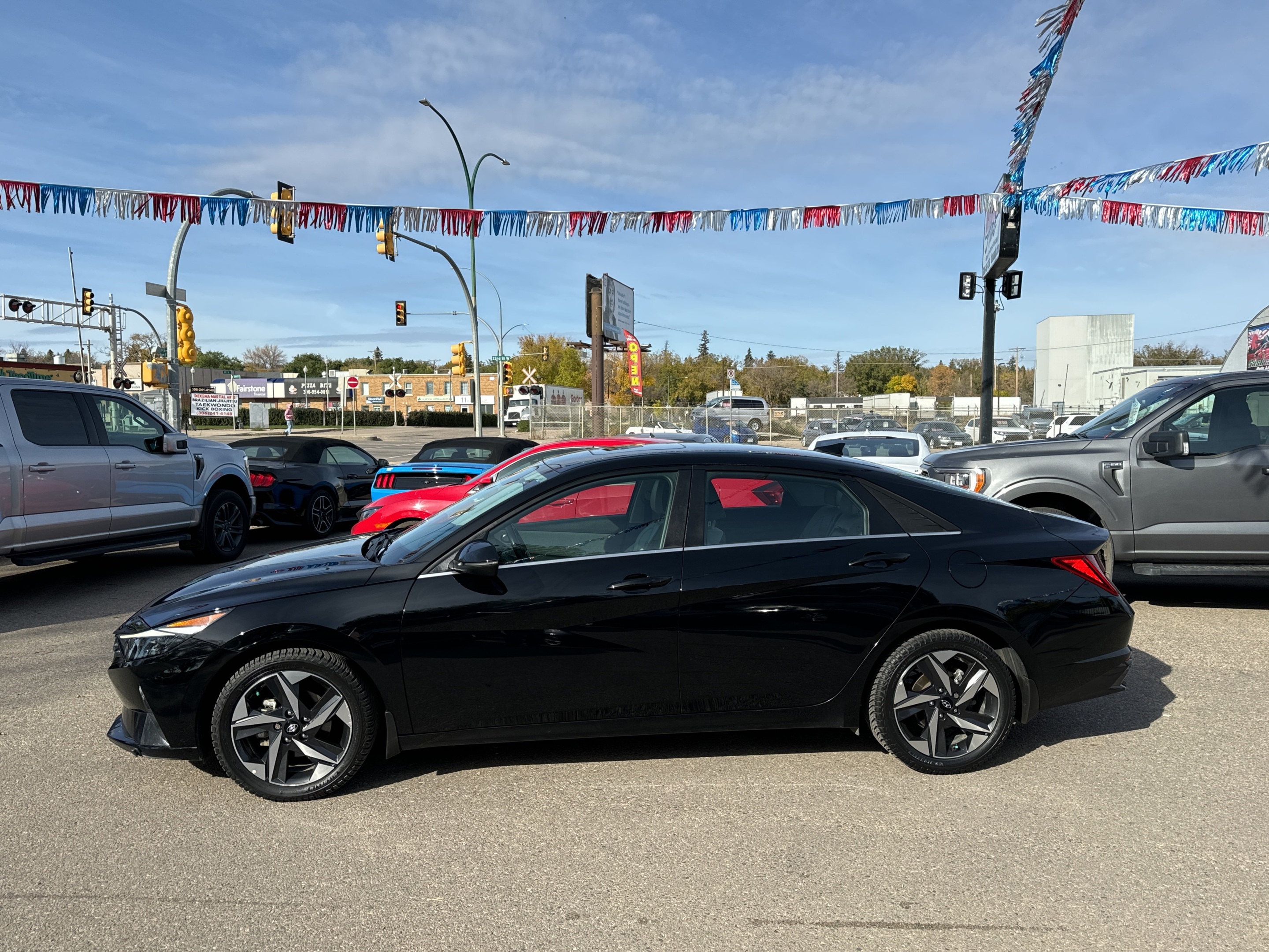 Hyundai Elantra 2022