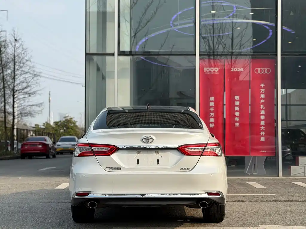 Toyota Camry 2024