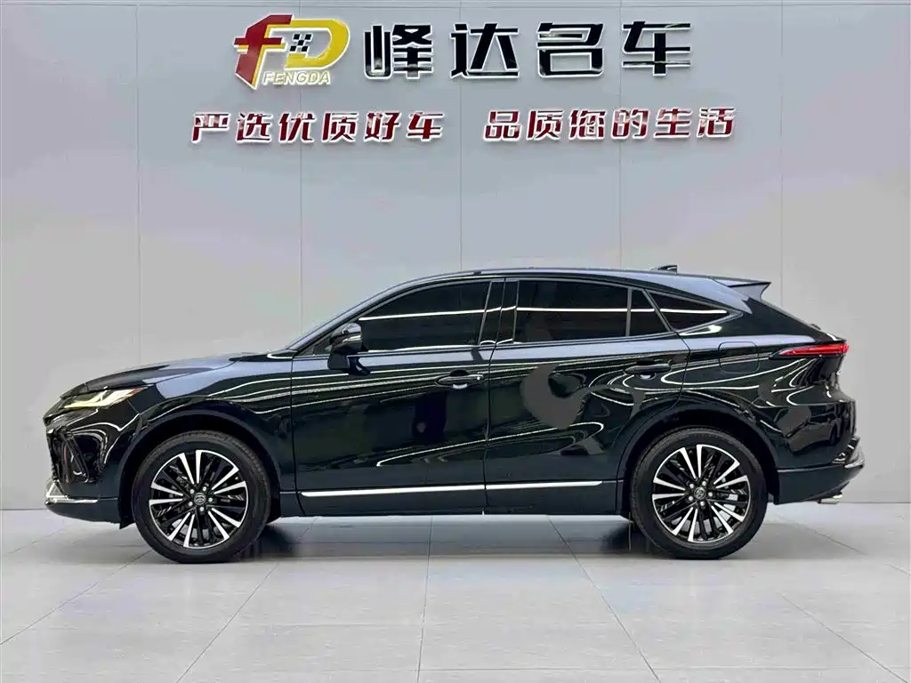 Toyota Venza 2023