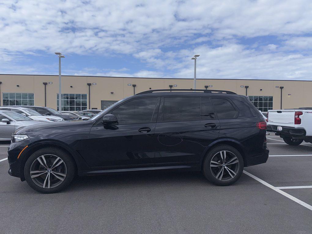 BMW X7 2022