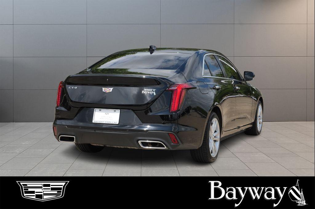 Cadillac CT4 2022