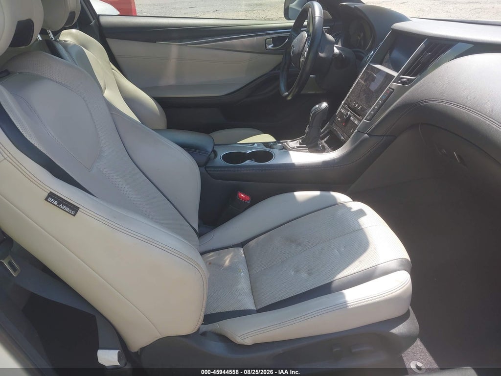 Infiniti Q60 2022