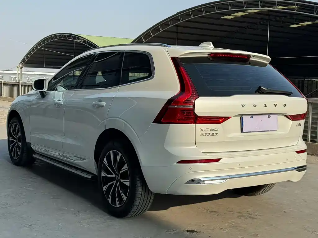 Volvo XC60 2023