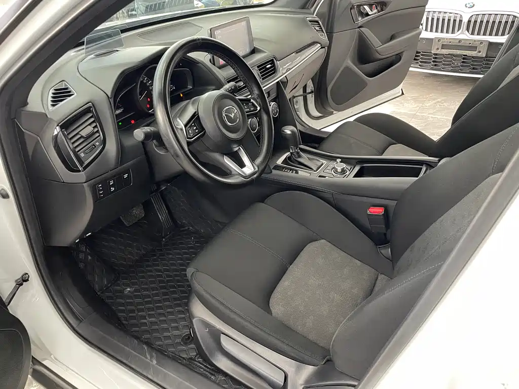 Mazda CX-4 2022