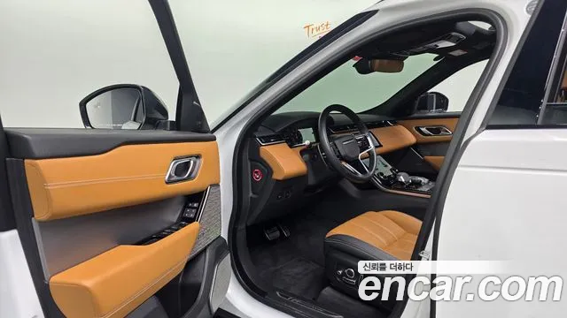 Land Rover Range Rover Velar 2022