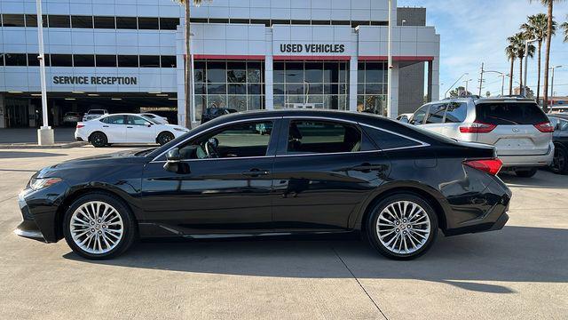 Toyota Avalon 2021
