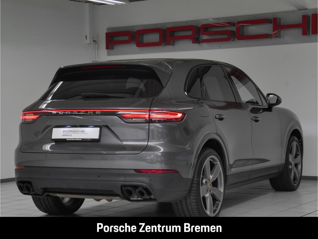 Porsche Cayenne 2021