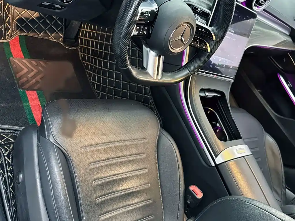 Mercedes-Benz C-Класс 2024