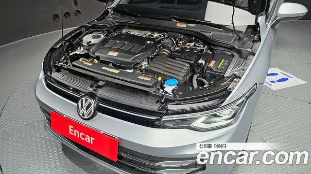 Volkswagen Golf 2025