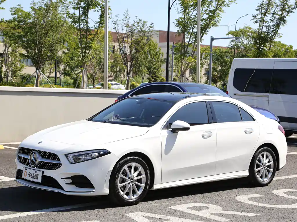 Mercedes-Benz A-Класс 2022