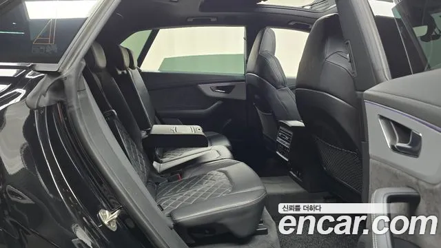 Audi Q8 2022