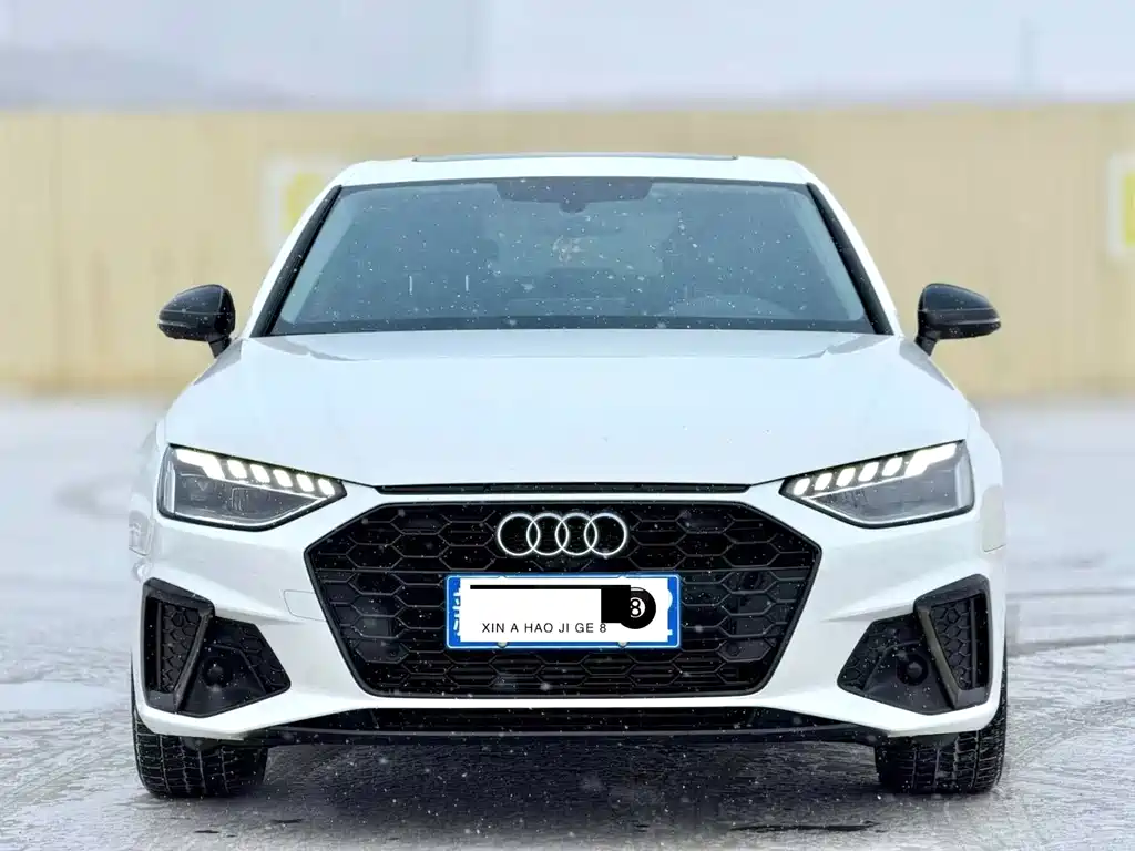 Audi A4 2023