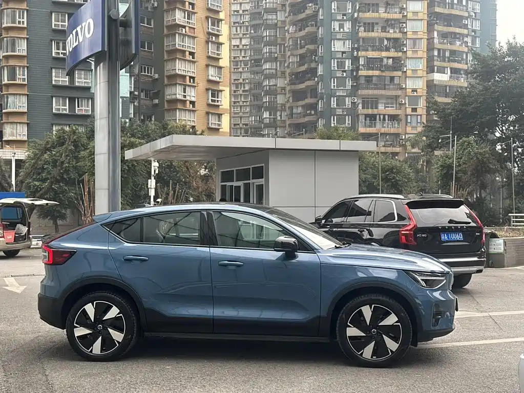 Volvo C40 2024