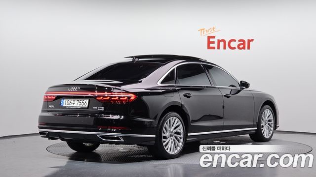 Audi A8 2021
