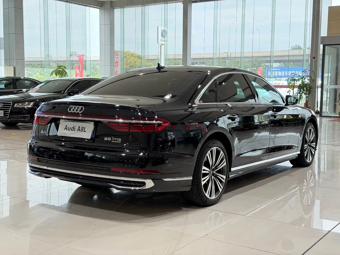 Audi A8 2024