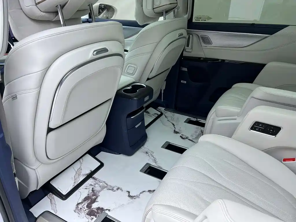 Buick GL8 2024