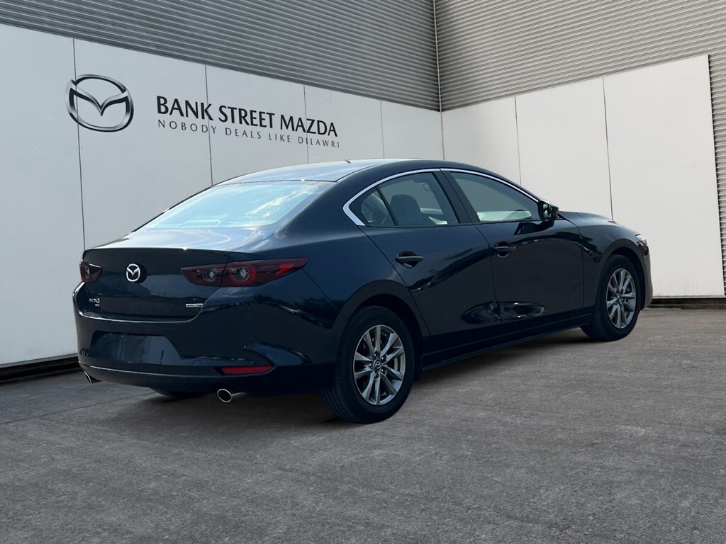 Mazda 3 2024