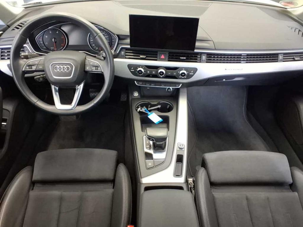 Audi A4 2023