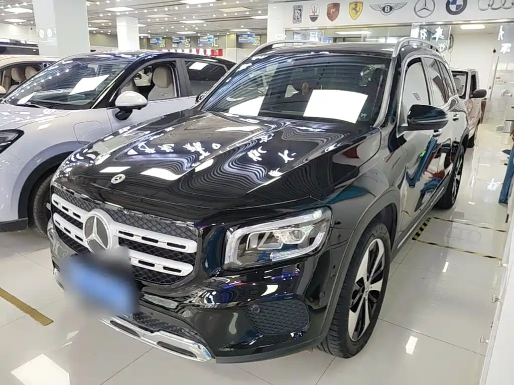 Mercedes-Benz GLB 2023
