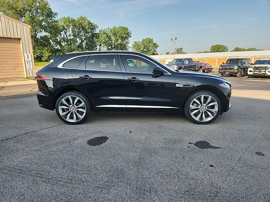 Jaguar F-Pace 2021