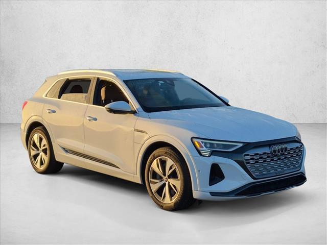 Audi Q8 e-tron 2024
