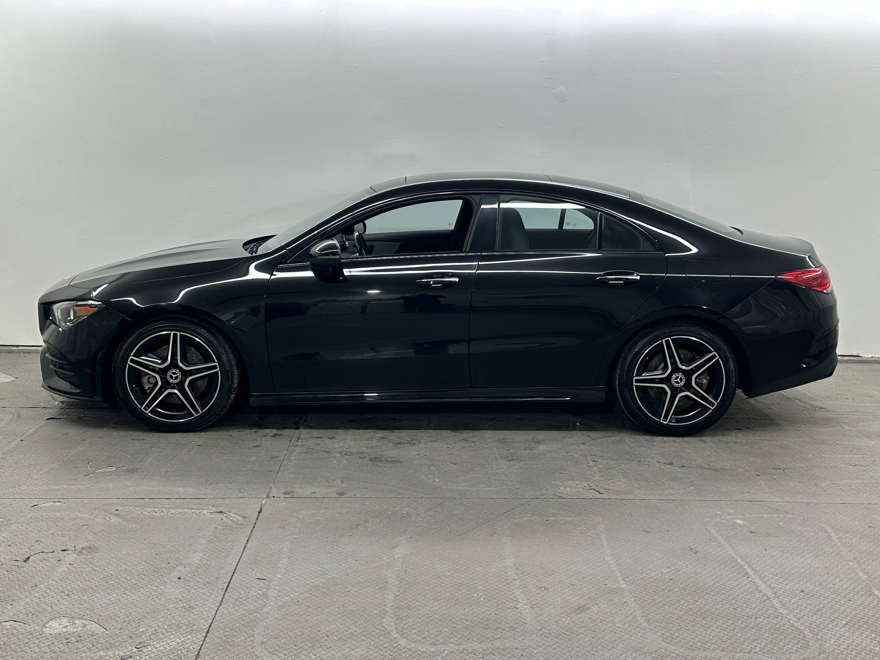 Mercedes-Benz CLA 2023