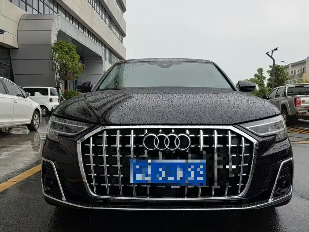 Audi A8 2022
