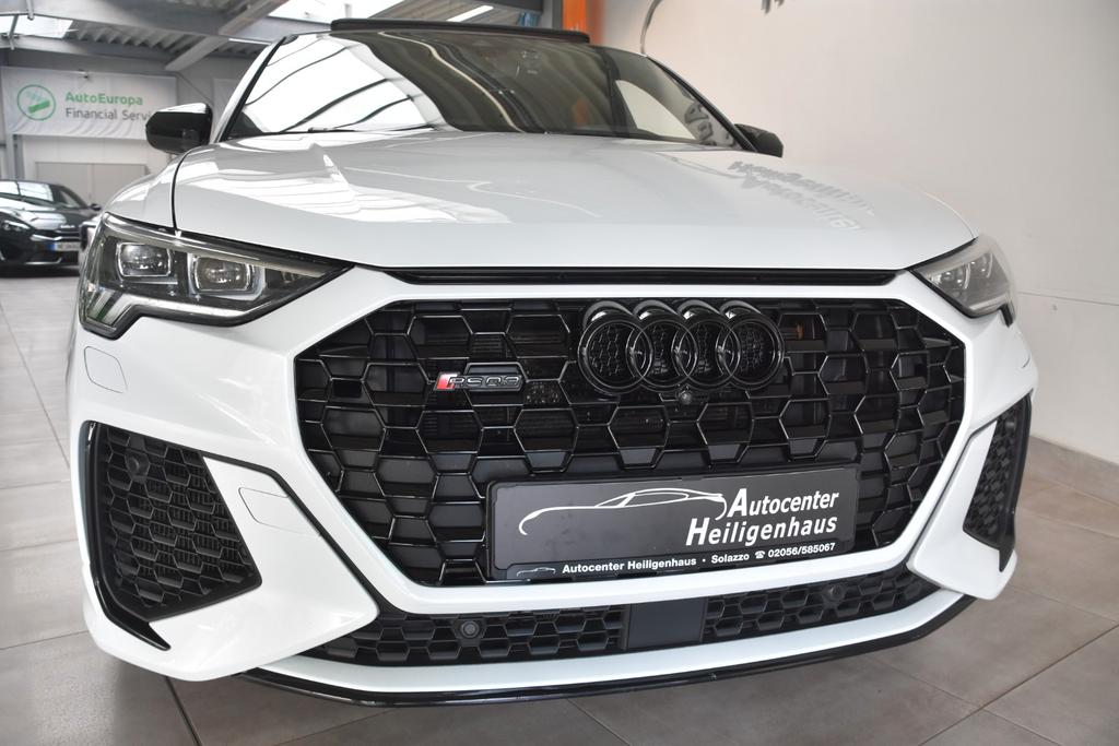 Audi RSQ3 2022