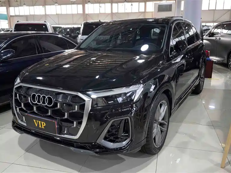 Audi Q7 2024
