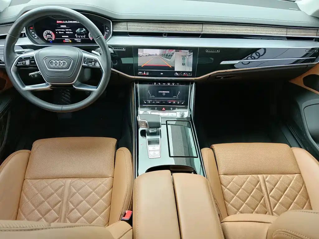 Audi A8 2024