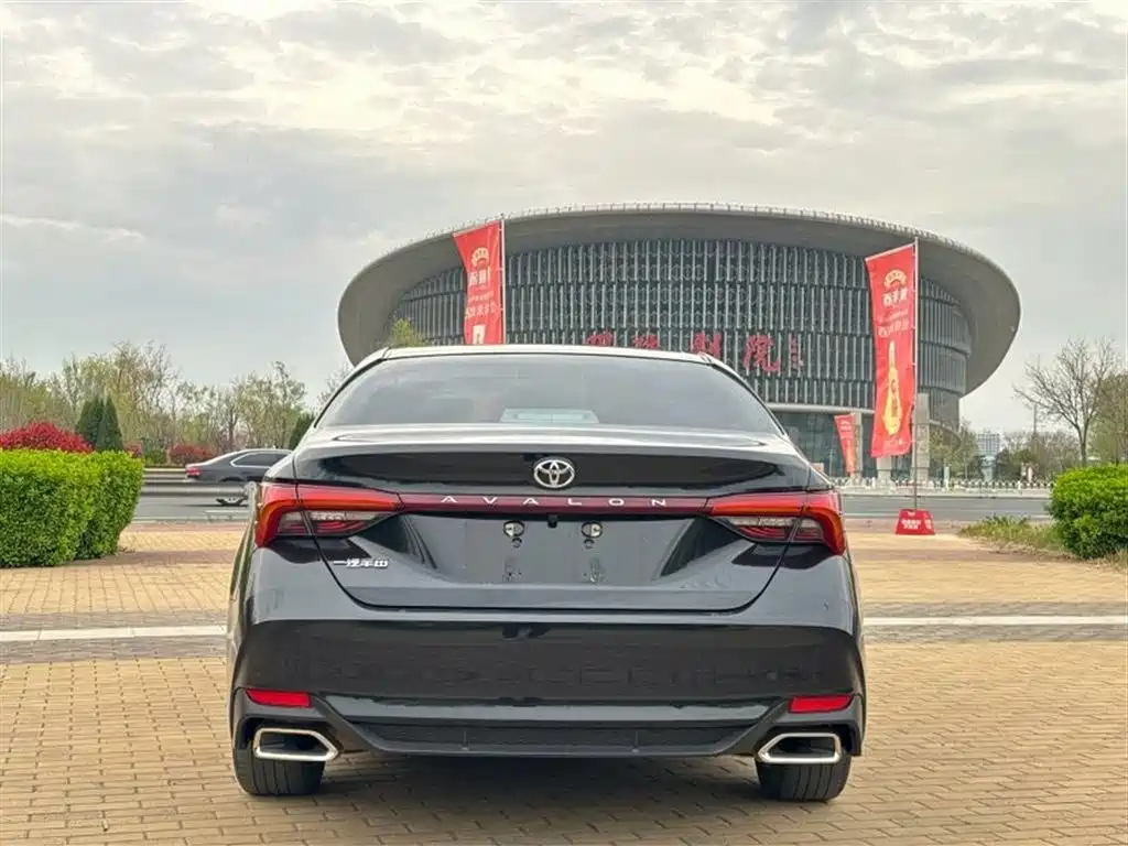 Toyota Avalon 2021