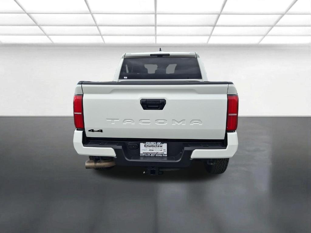 Toyota Tacoma 2024