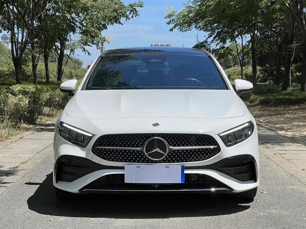 Mercedes-Benz A-Класс 2023