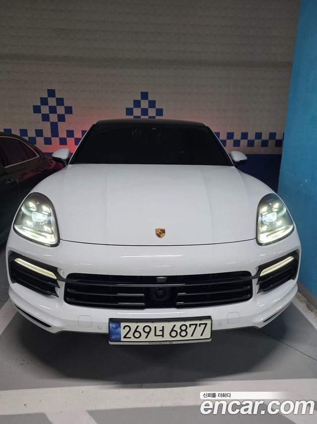 Porsche Cayenne 2021