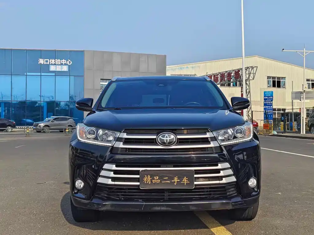 Toyota Highlander 2021