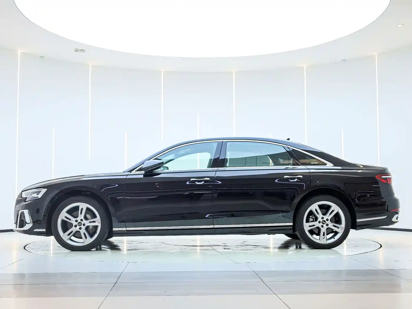 Audi A8 2023