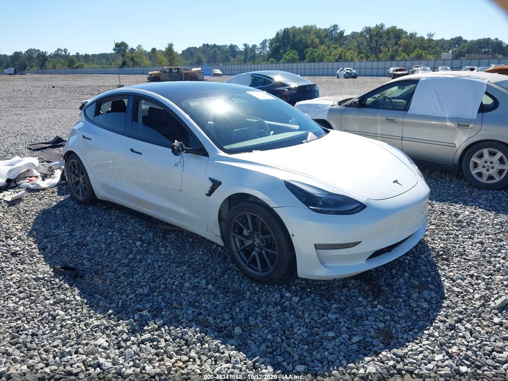Tesla Model 3 2021