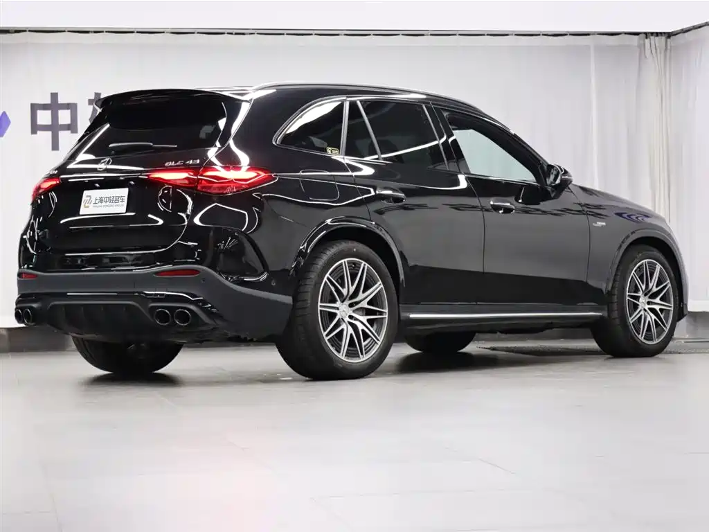 Mercedes-Benz GLC AMG 2024
