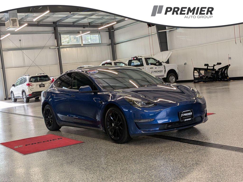 Tesla Model 3 2021