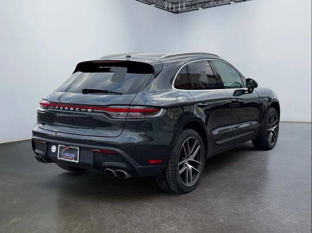 Porsche Macan 2022