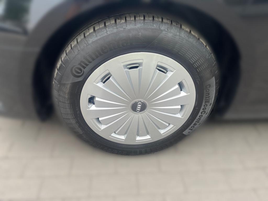 Audi A4 2023