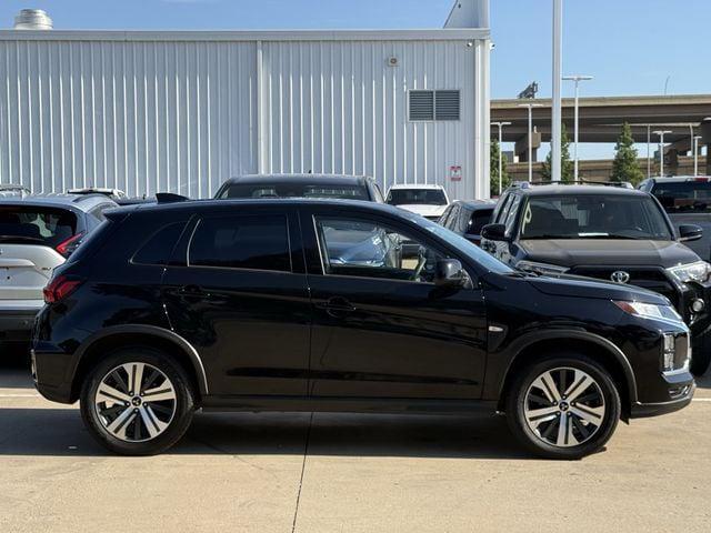 Mitsubishi Outlander Sport 2024