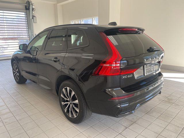 Volvo XC60 2025