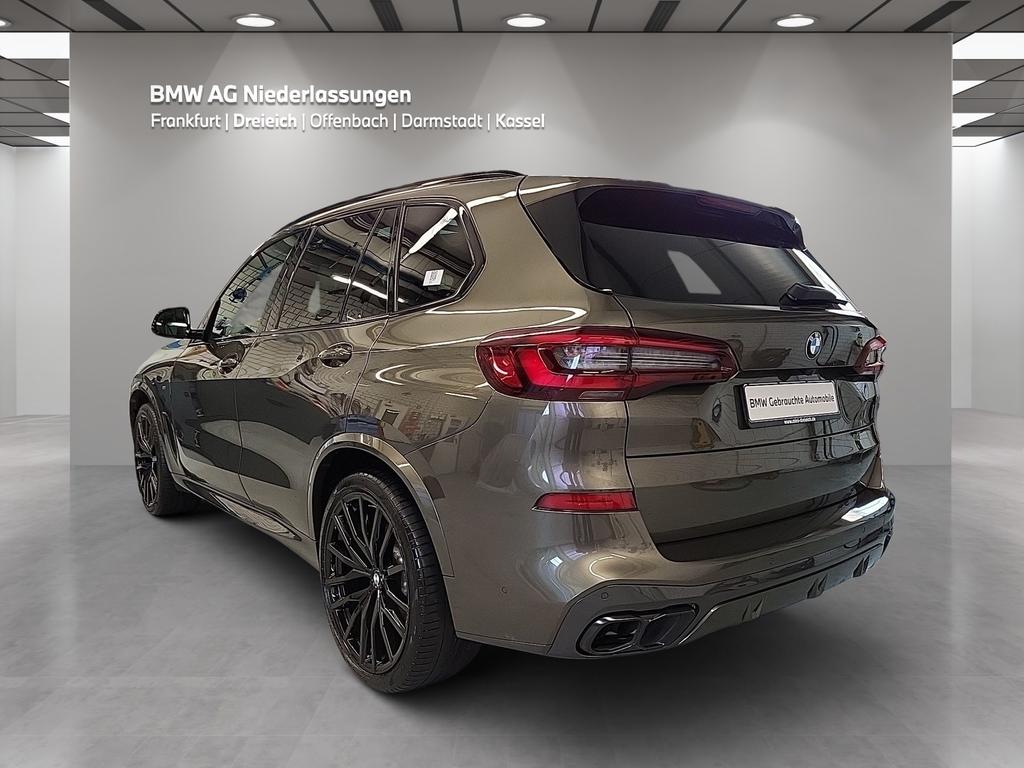 BMW X5 M50 2023