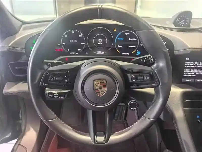 Porsche Taycan 2022