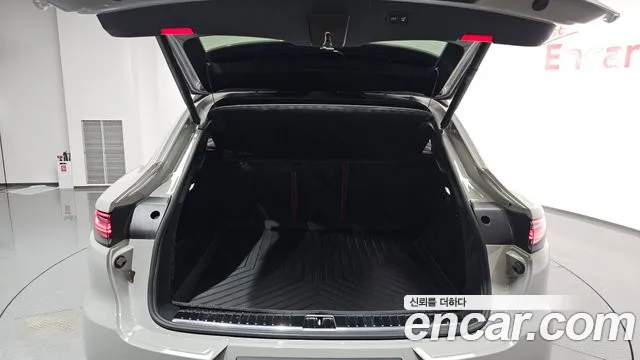 Porsche Cayenne 2022