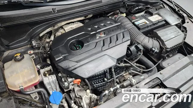 Hyundai Veloster 2020