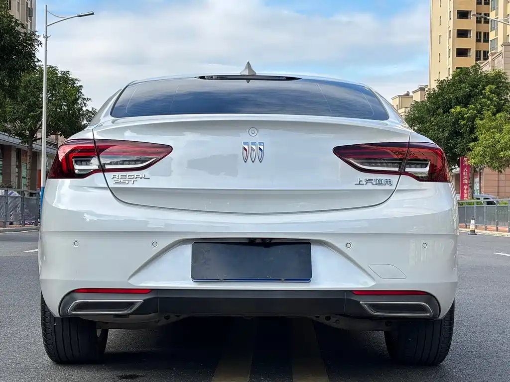 Buick Regal 2024