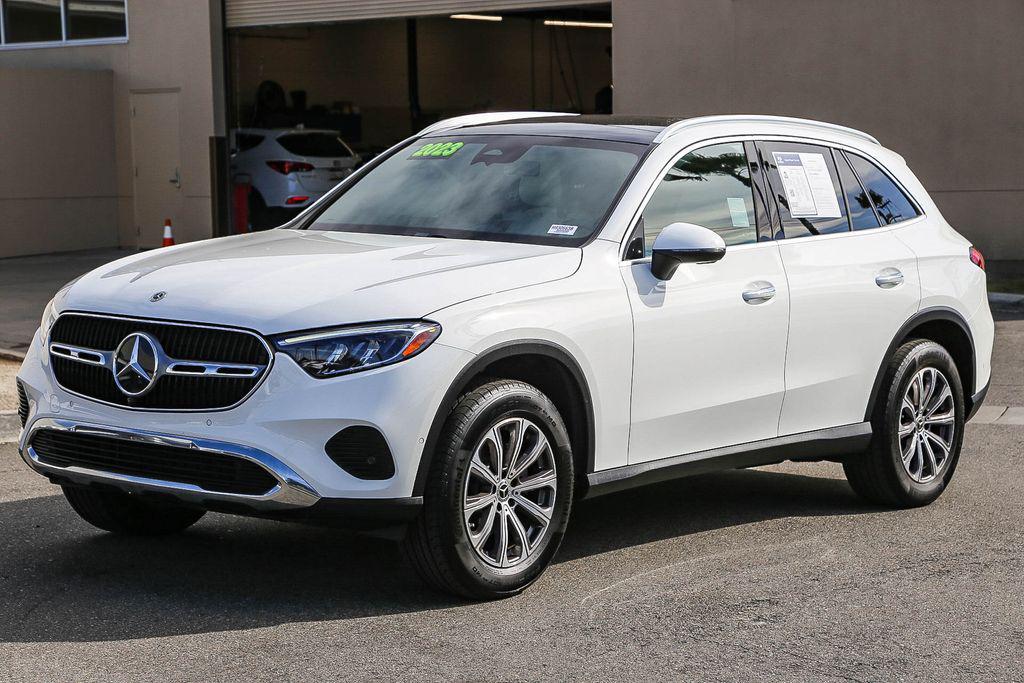 Mercedes-Benz GLC 300 2023
