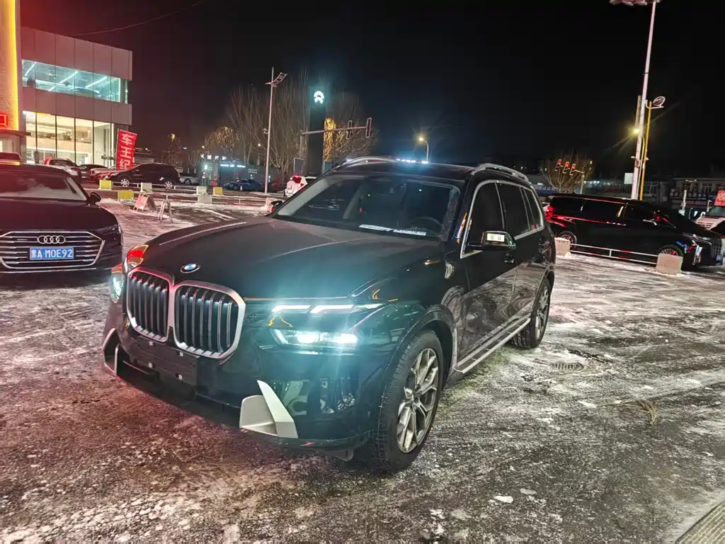 BMW X7 2024